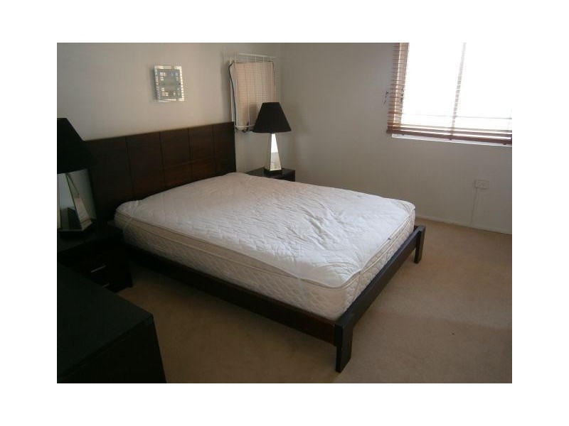 2D/34 Hanlan Street, Surfers Paradise QLD 4217