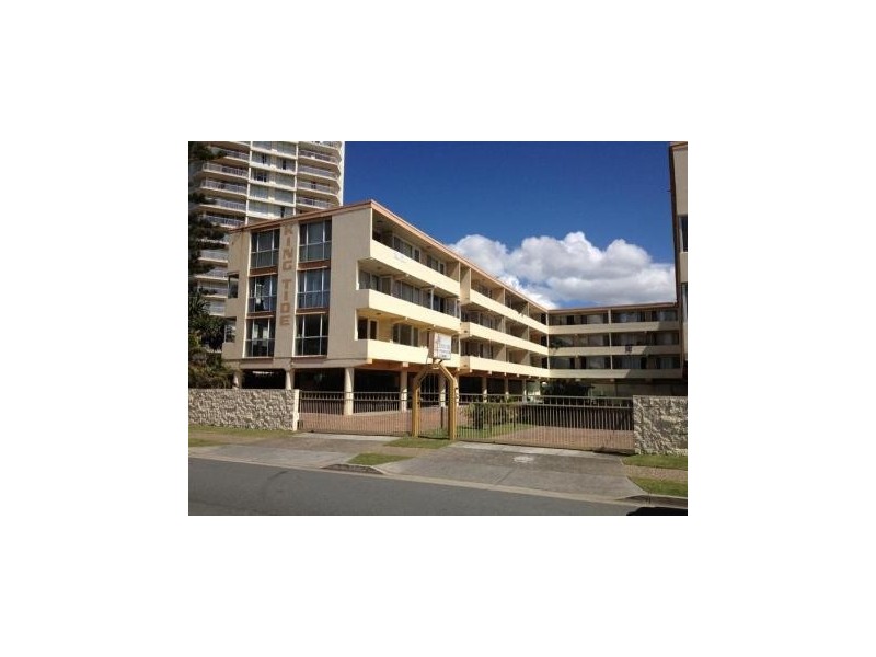 8/136 Old Burleigh Road, Broadbeach QLD 4218