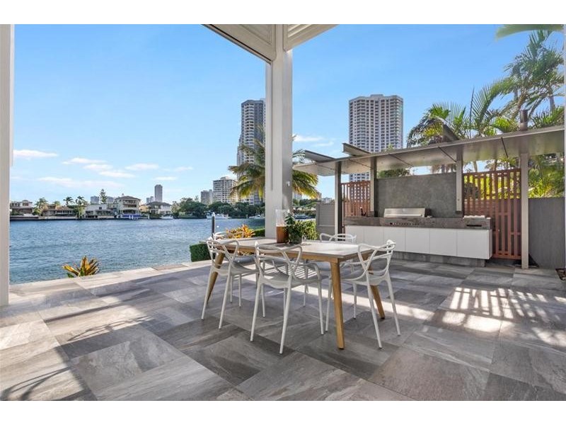 24 Paradise Place, Surfers Paradise QLD 4217