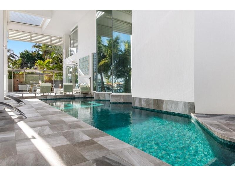 24 Paradise Place, Surfers Paradise QLD 4217