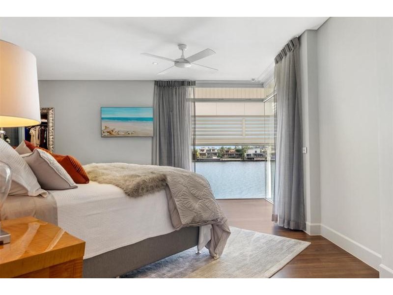 24 Paradise Place, Surfers Paradise QLD 4217