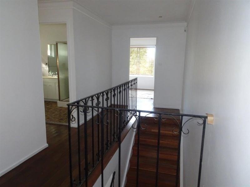 1/191 Stanhill Drive, Chevron Island QLD 4217