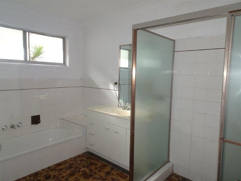 1/191 Stanhill Drive, Chevron Island QLD 4217