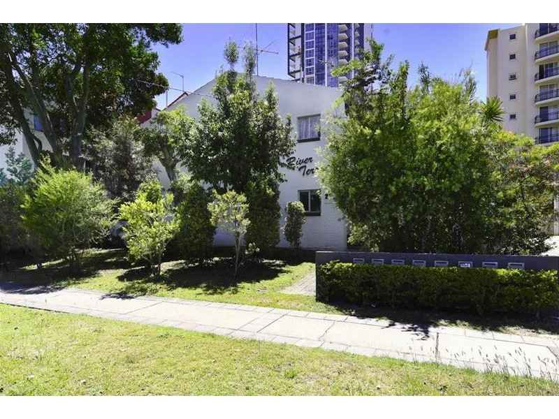 1/23 River Terrace, Surfers Paradise QLD 4217