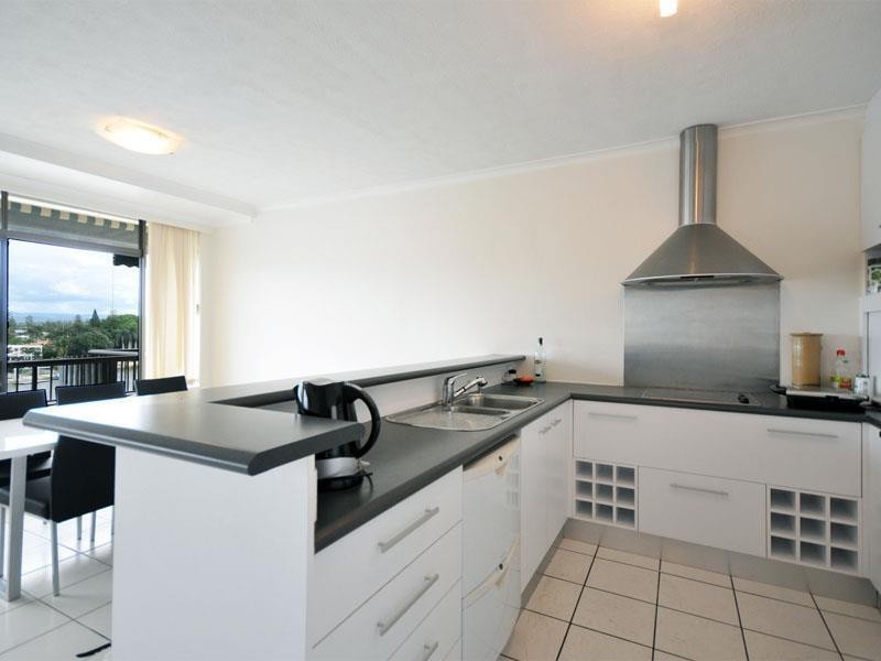 2964 Gold Coast Highway ‘Clarendon’, Surfers Paradise QLD 4217