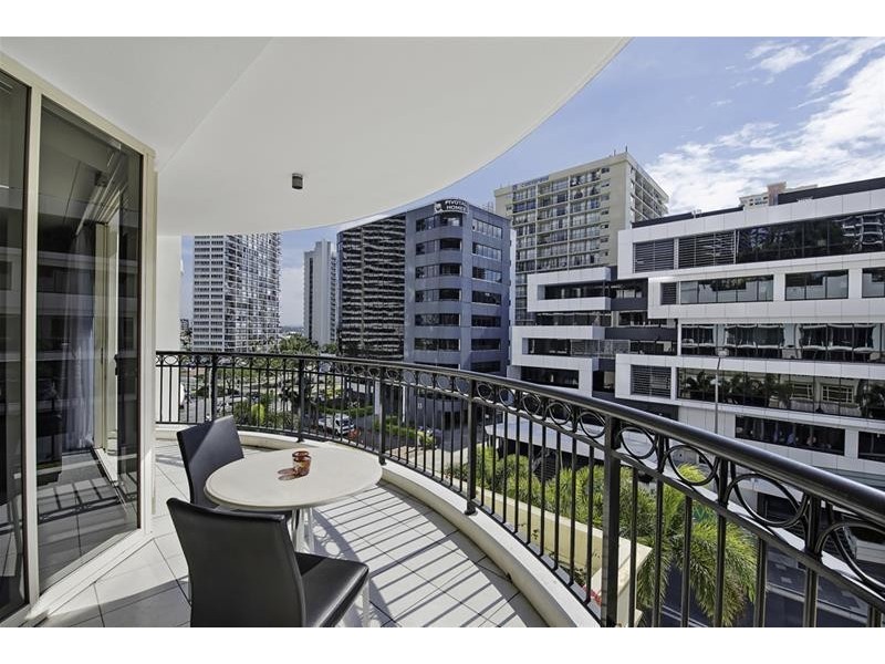 23  Ferny Avenue, Surfers Paradise QLD 4217