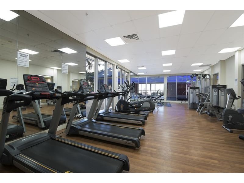 23  Ferny Avenue, Surfers Paradise QLD 4217