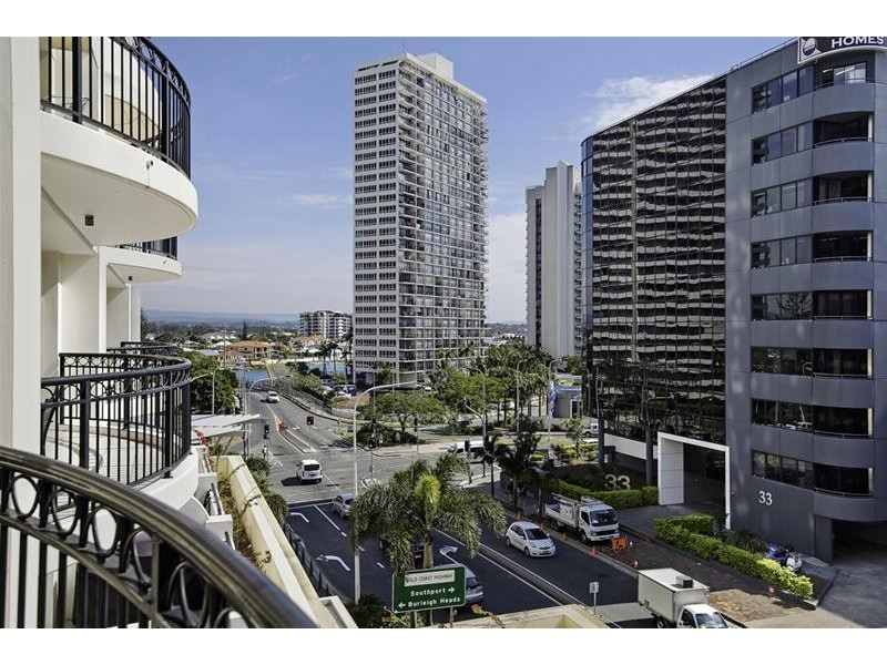 23  Ferny Avenue, Surfers Paradise QLD 4217