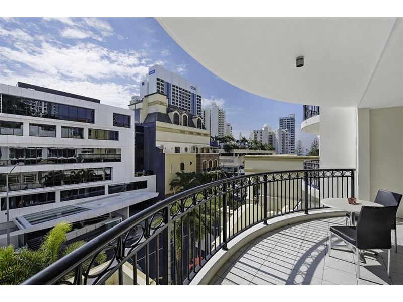 23  Ferny Avenue, Surfers Paradise QLD 4217