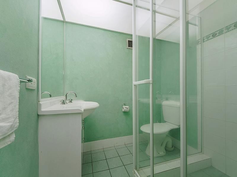 33 Thornton Street “Thornton Tower”, Surfers Paradise QLD 4217