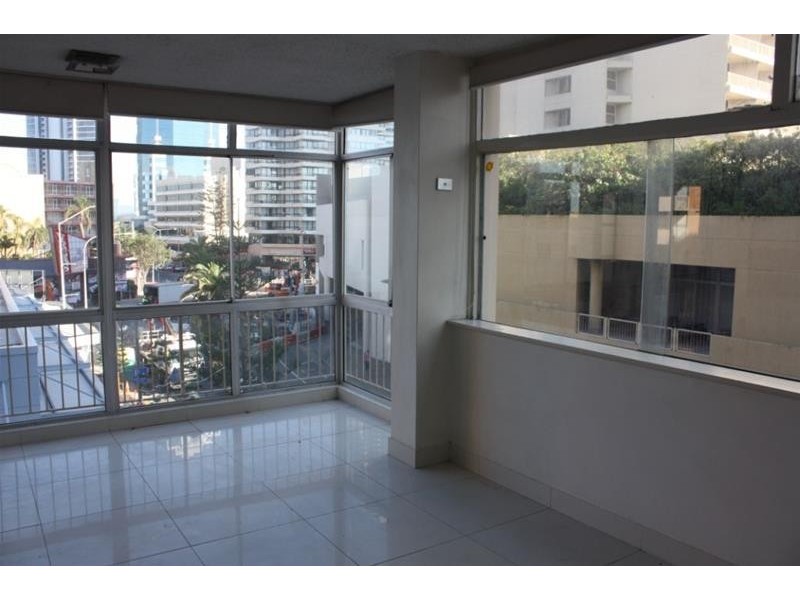 34 Hanlan Street, Surfers Paradise QLD 4217