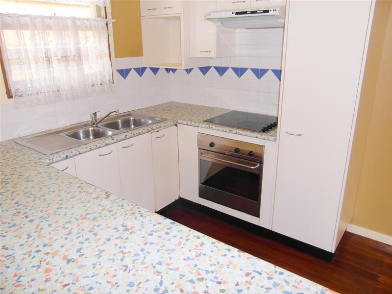 112a Pohlman Street, Southport QLD 4215