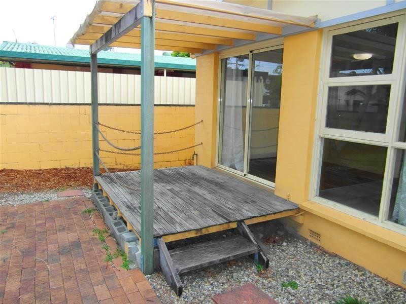 112a Pohlman Street, Southport QLD 4215