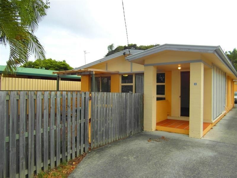 112a Pohlman Street, Southport QLD 4215