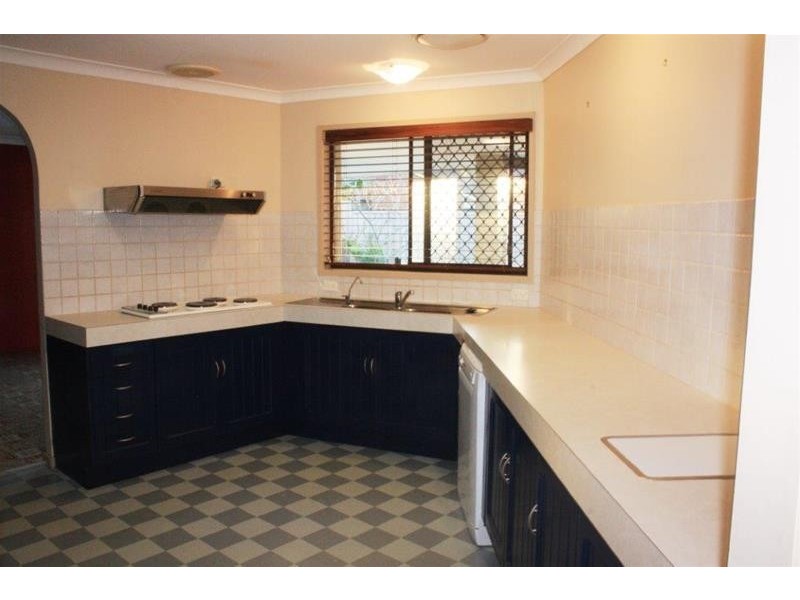 14 Lothian Avenue, Sorrento QLD 4217