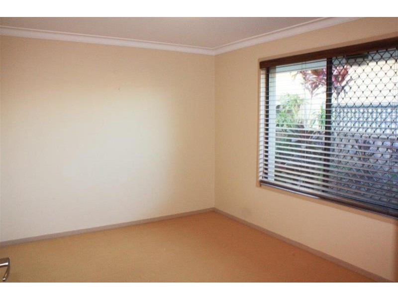 14 Lothian Avenue, Sorrento QLD 4217