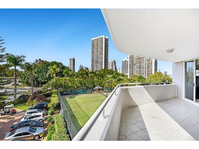 13/12 Commodore Drive, Paradise Waters QLD 4217