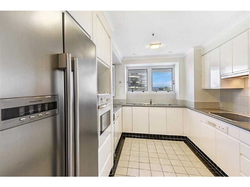 13/12 Commodore Drive, Paradise Waters QLD 4217