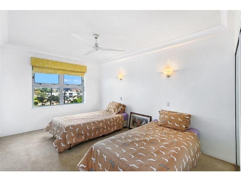 13/12 Commodore Drive, Paradise Waters QLD 4217