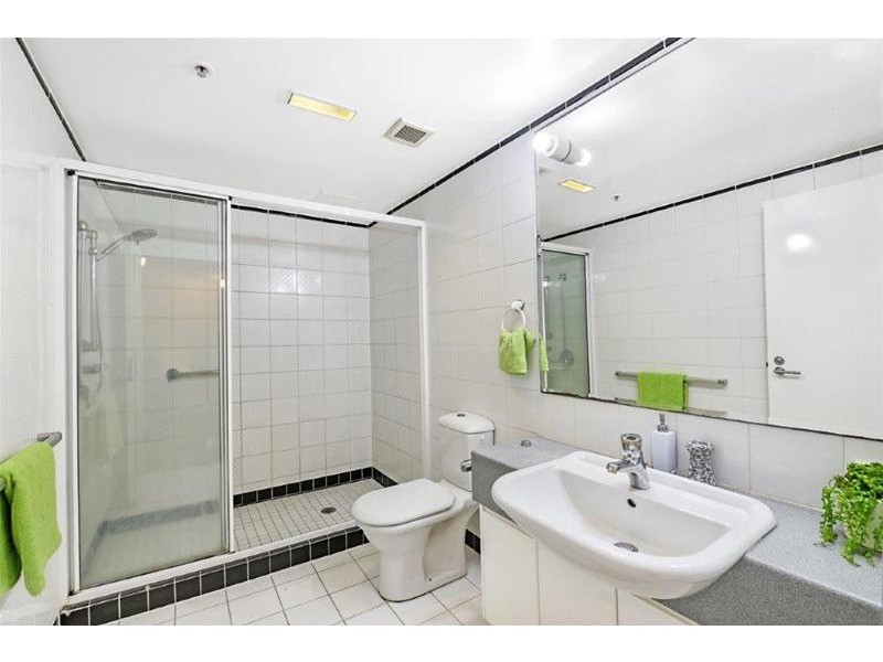 13/12 Commodore Drive, Paradise Waters QLD 4217