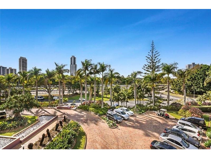 13/12 Commodore Drive, Paradise Waters QLD 4217