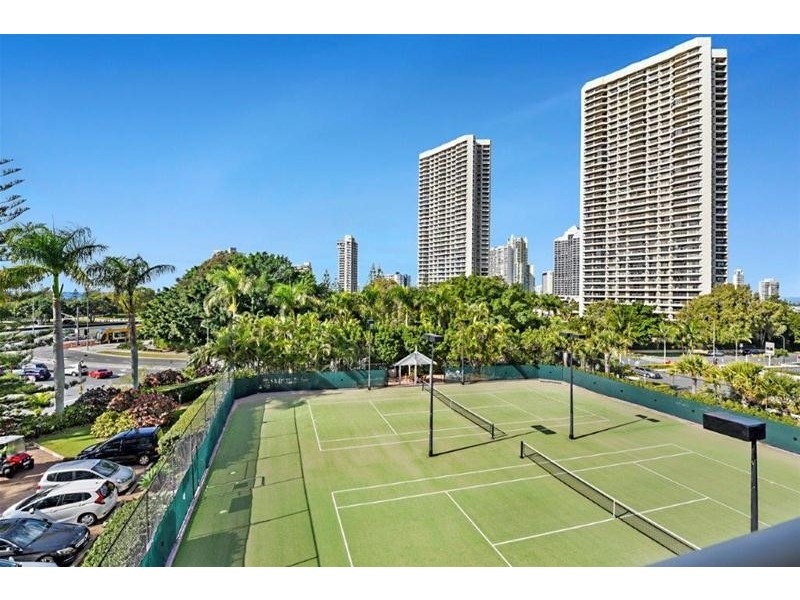 13/12 Commodore Drive, Paradise Waters QLD 4217