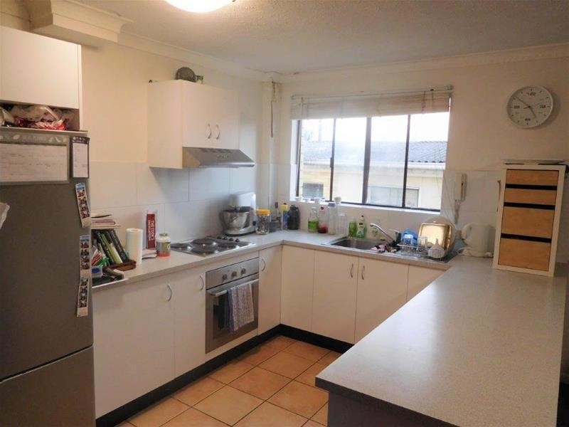 8/24-26 Stanhill Drive, Surfers Paradise QLD 4217