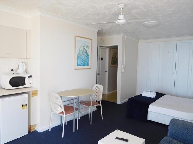 “Beachcomber”   18 Hanlan Street, Surfers Paradise QLD 4217