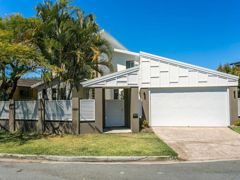 10 Kapala Street, Southport QLD 4215