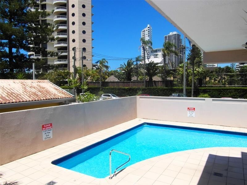 17 Thornton Street ‘Aquila’, Surfers Paradise QLD 4217