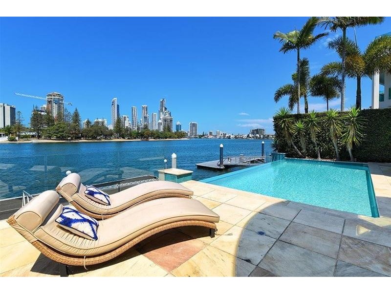 50 Admiralty Drive, Paradise Waters QLD 4217