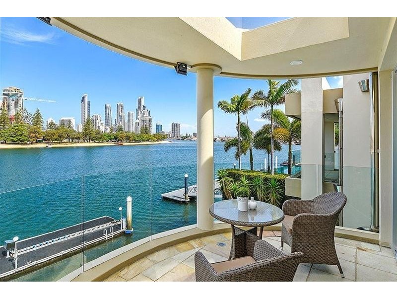 50 Admiralty Drive, Paradise Waters QLD 4217