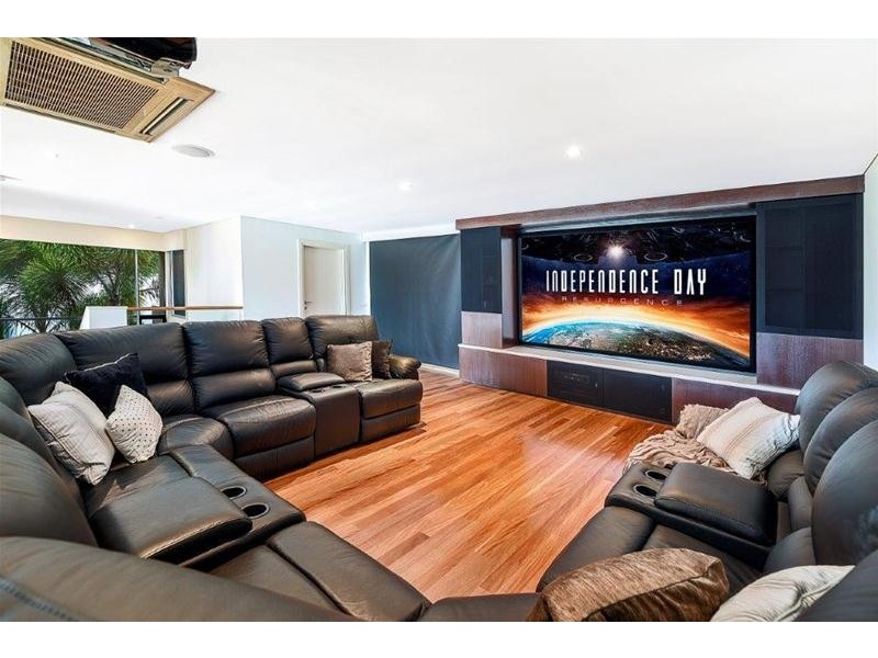 50 Admiralty Drive, Paradise Waters QLD 4217