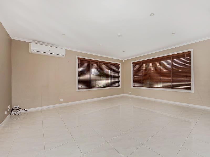 10 Wombat Court, Sorrento QLD 4217