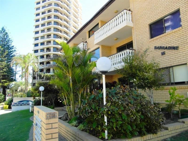1/13 Aubrey Street, Surfers Paradise QLD 4217