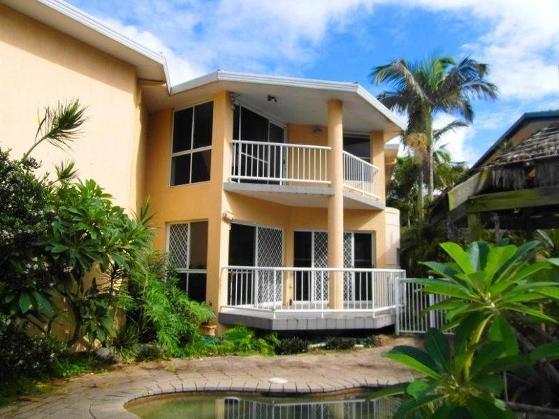 41 Sunrise Boulevard, Surfers Paradise QLD 4217