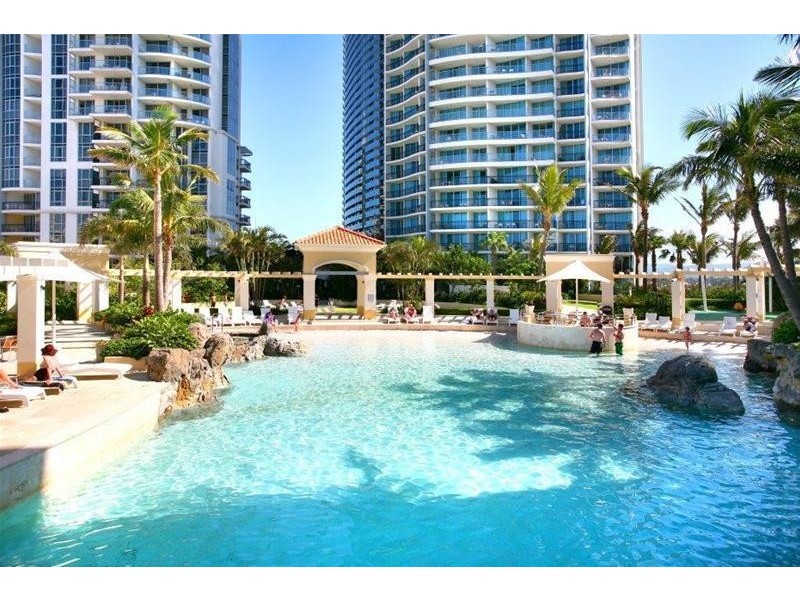 2111/23 Ferny Avenue ‘Chevron Renaissance’, Surfers Paradise QLD 4217