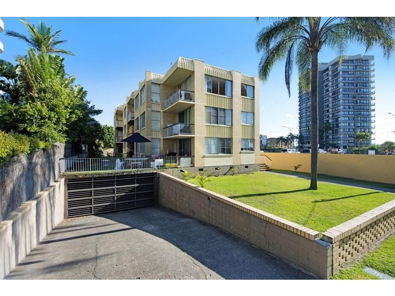 26 Aubrey Street, Surfers Paradise QLD 4217