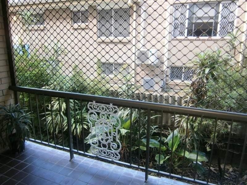 33 Monaco Street, Surfers Paradise QLD 4217