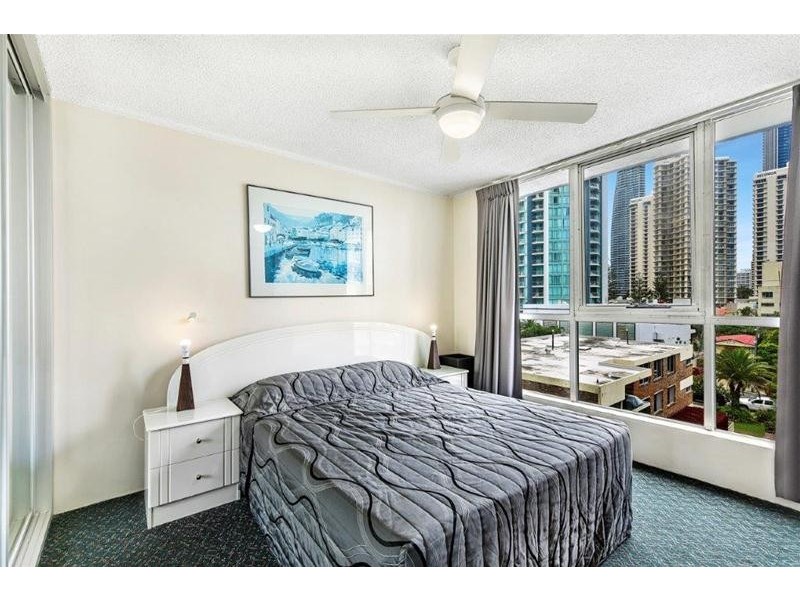15/21 Clifford Street, Surfers Paradise QLD 4217