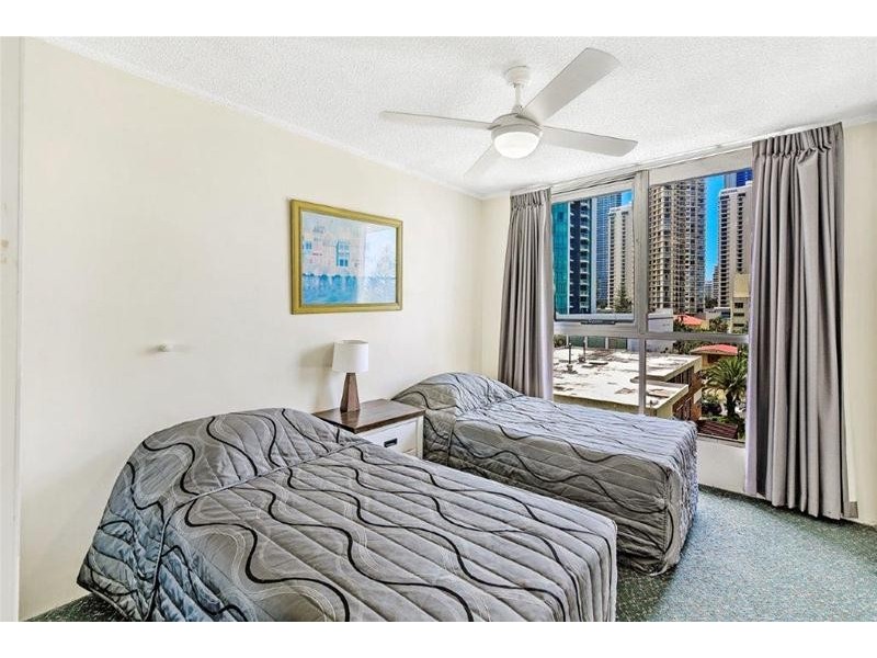 15/21 Clifford Street, Surfers Paradise QLD 4217