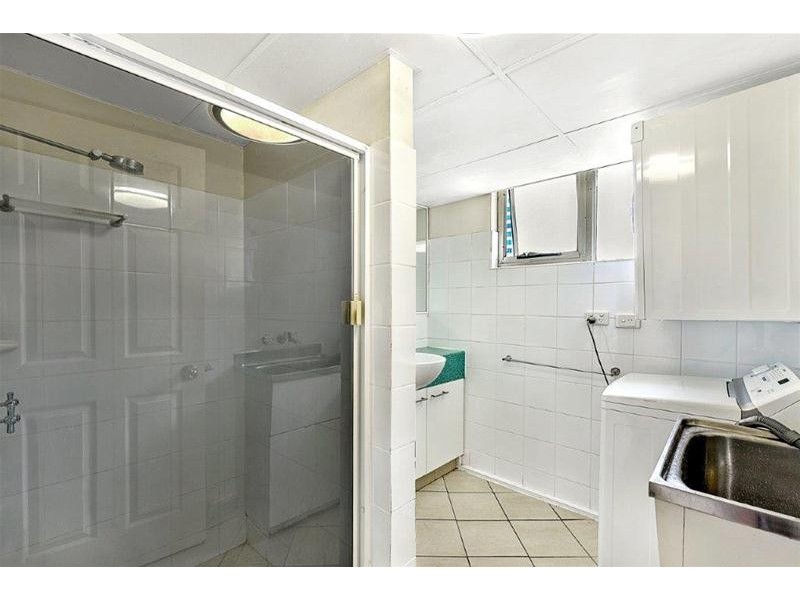 15/21 Clifford Street, Surfers Paradise QLD 4217