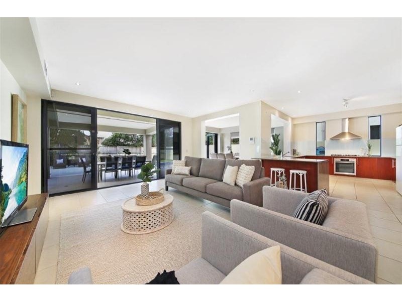 11 Durham Street, Southport QLD 4215