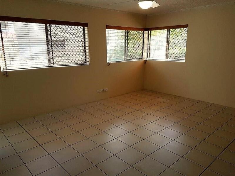 3/11 Old Burleigh Road, Broadbeach QLD 4218