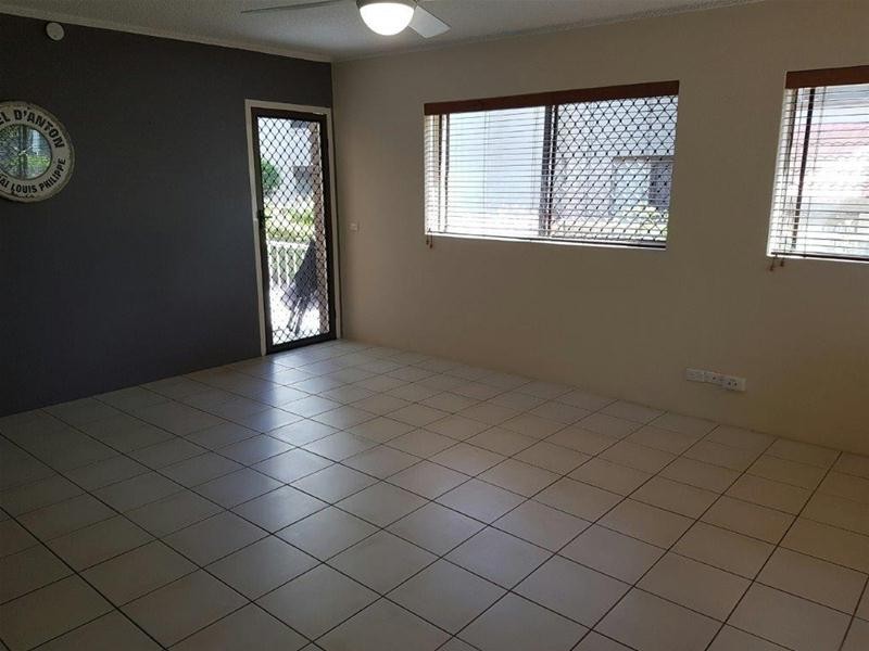 3/11 Old Burleigh Road, Broadbeach QLD 4218