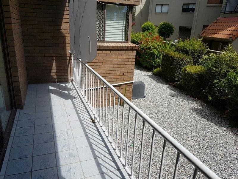 3/11 Old Burleigh Road, Broadbeach QLD 4218