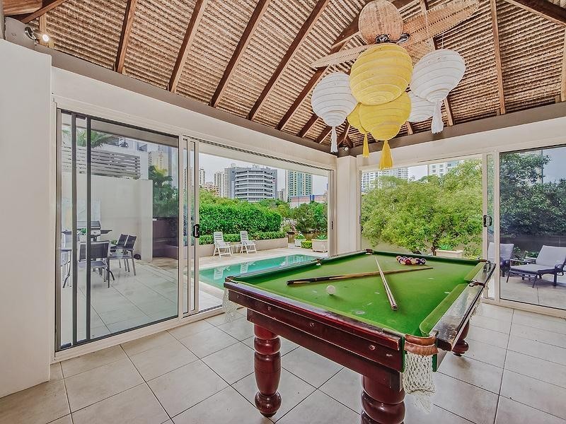 54 Paradise Island, Surfers Paradise QLD 4217