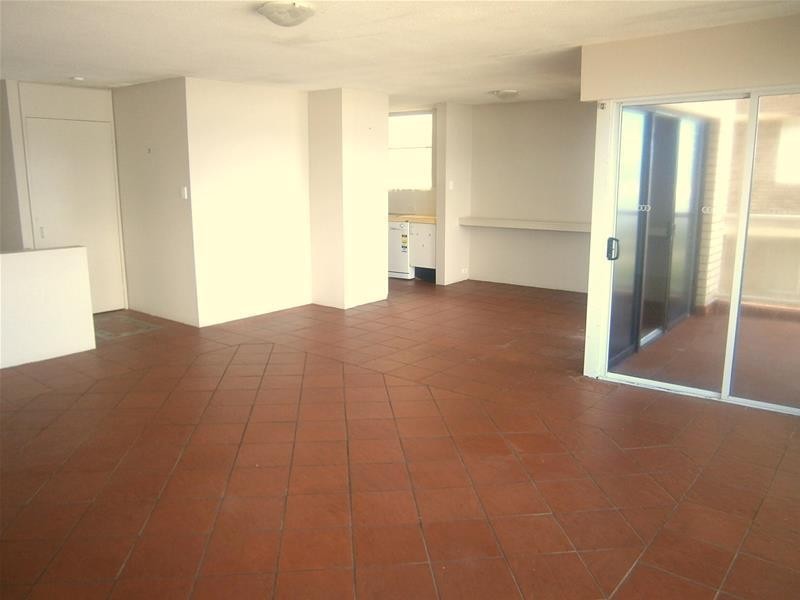 61 Garfield Terrace, Surfers Paradise QLD 4217