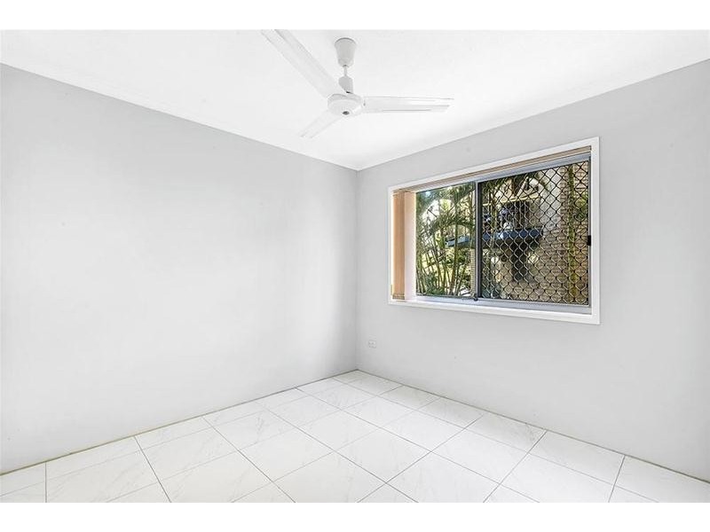 2/192 Ferny Avenue, Surfers Paradise QLD 4217