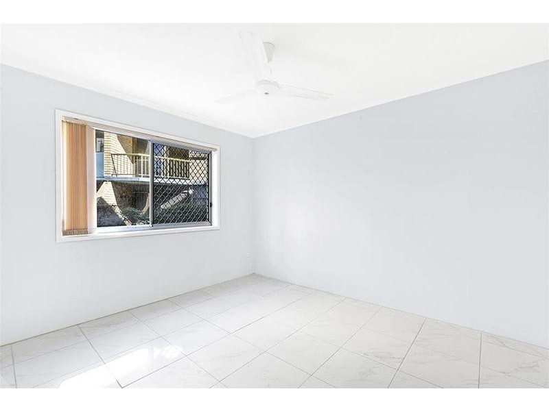 2/192 Ferny Avenue, Surfers Paradise QLD 4217